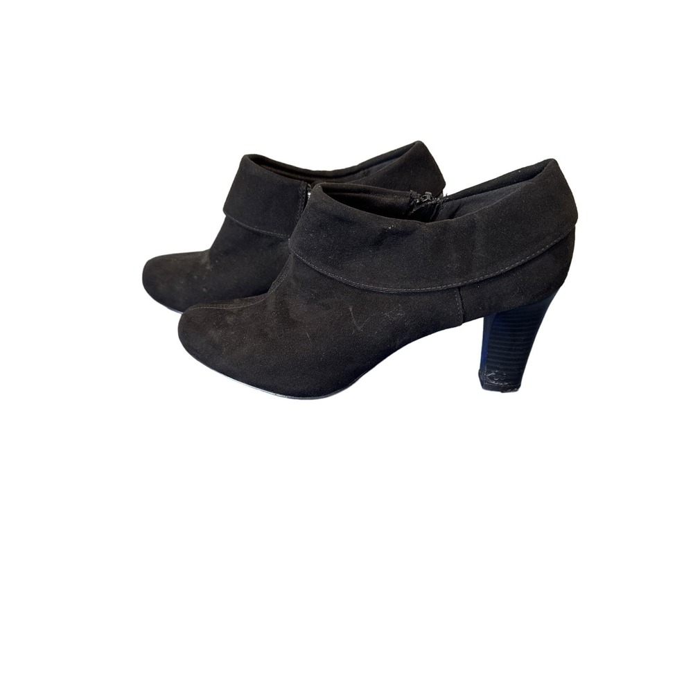 Coach and Four Black Suede Booties size 7.5 Pre-owned Excellent Condition